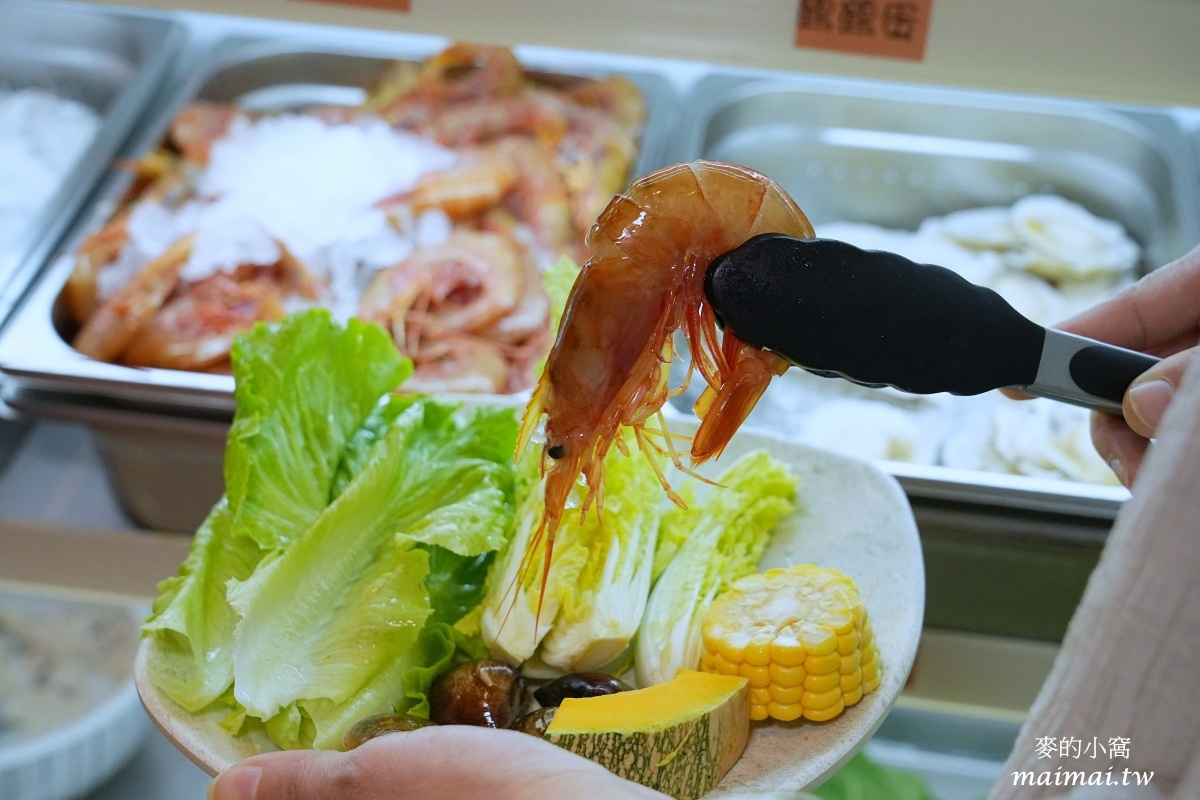 中壢火鍋吃到飽|呀屋火鍋.烤串中壢店~699元享有火鍋食材、冷熱飲、霜淇淋、冰淇淋、甜點無限供應,還有柏克金生啤無限暢飲,加價79元更享有串燒吃到飽 - 第10張圖 中壢火鍋吃到飽|呀屋火鍋.烤串中壢店~699元享有火鍋食材、冷熱飲、霜淇淋、冰淇淋、甜點無限供應,還有柏克金生啤無限暢飲,加價79元更享有串燒吃到飽