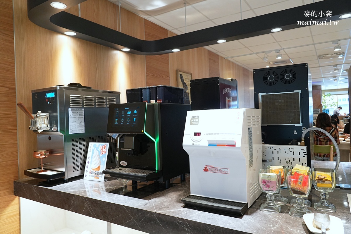 中壢火鍋吃到飽|呀屋火鍋.烤串中壢店~699元享有火鍋食材、冷熱飲、霜淇淋、冰淇淋、甜點無限供應,還有柏克金生啤無限暢飲,加價79元更享有串燒吃到飽 - 第16張圖 中壢火鍋吃到飽|呀屋火鍋.烤串中壢店~699元享有火鍋食材、冷熱飲、霜淇淋、冰淇淋、甜點無限供應,還有柏克金生啤無限暢飲,加價79元更享有串燒吃到飽