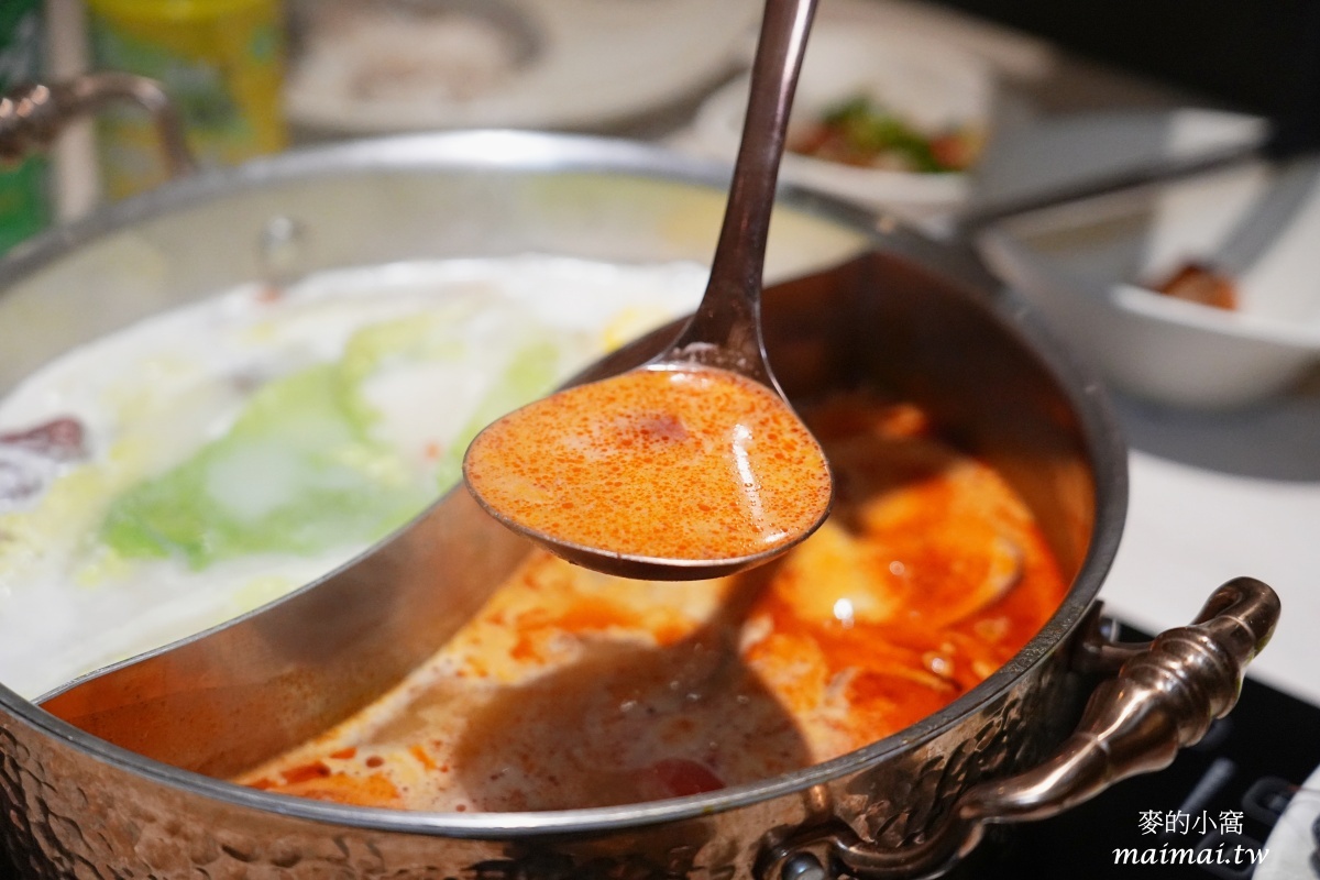 中壢火鍋吃到飽|呀屋火鍋.烤串中壢店~699元享有火鍋食材、冷熱飲、霜淇淋、冰淇淋、甜點無限供應,還有柏克金生啤無限暢飲,加價79元更享有串燒吃到飽 - 第26張圖 中壢火鍋吃到飽|呀屋火鍋.烤串中壢店~699元享有火鍋食材、冷熱飲、霜淇淋、冰淇淋、甜點無限供應,還有柏克金生啤無限暢飲,加價79元更享有串燒吃到飽