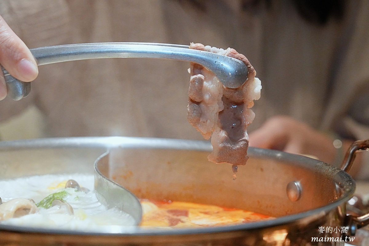 中壢火鍋吃到飽|呀屋火鍋.烤串中壢店~699元享有火鍋食材、冷熱飲、霜淇淋、冰淇淋、甜點無限供應,還有柏克金生啤無限暢飲,加價79元更享有串燒吃到飽 - 第41張圖 中壢火鍋吃到飽|呀屋火鍋.烤串中壢店~699元享有火鍋食材、冷熱飲、霜淇淋、冰淇淋、甜點無限供應,還有柏克金生啤無限暢飲,加價79元更享有串燒吃到飽