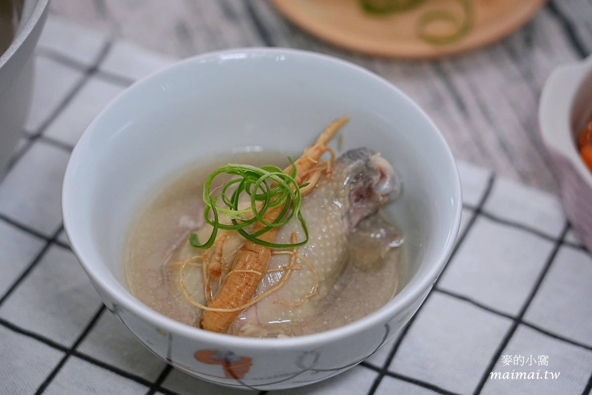 i3Fresh愛上新鮮 × 阿基師|韓式人蔘糯米雞~肉質鮮嫩、湯頭溫潤醇厚,加熱即食的懶人料理,買1包就免運啦! - 第12張圖 i3Fresh愛上新鮮 × 阿基師|韓式人蔘糯米雞~肉質鮮嫩、湯頭溫潤醇厚,加熱即食的懶人料理,買1包就免運啦!