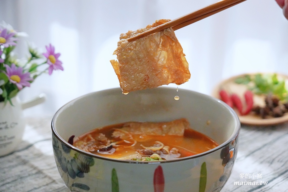 i3 Fresh愛上新鮮×聖凱師聯名推出「川味水煮牛」，鮮香麻辣、單吃或當做小火鍋湯底都適合