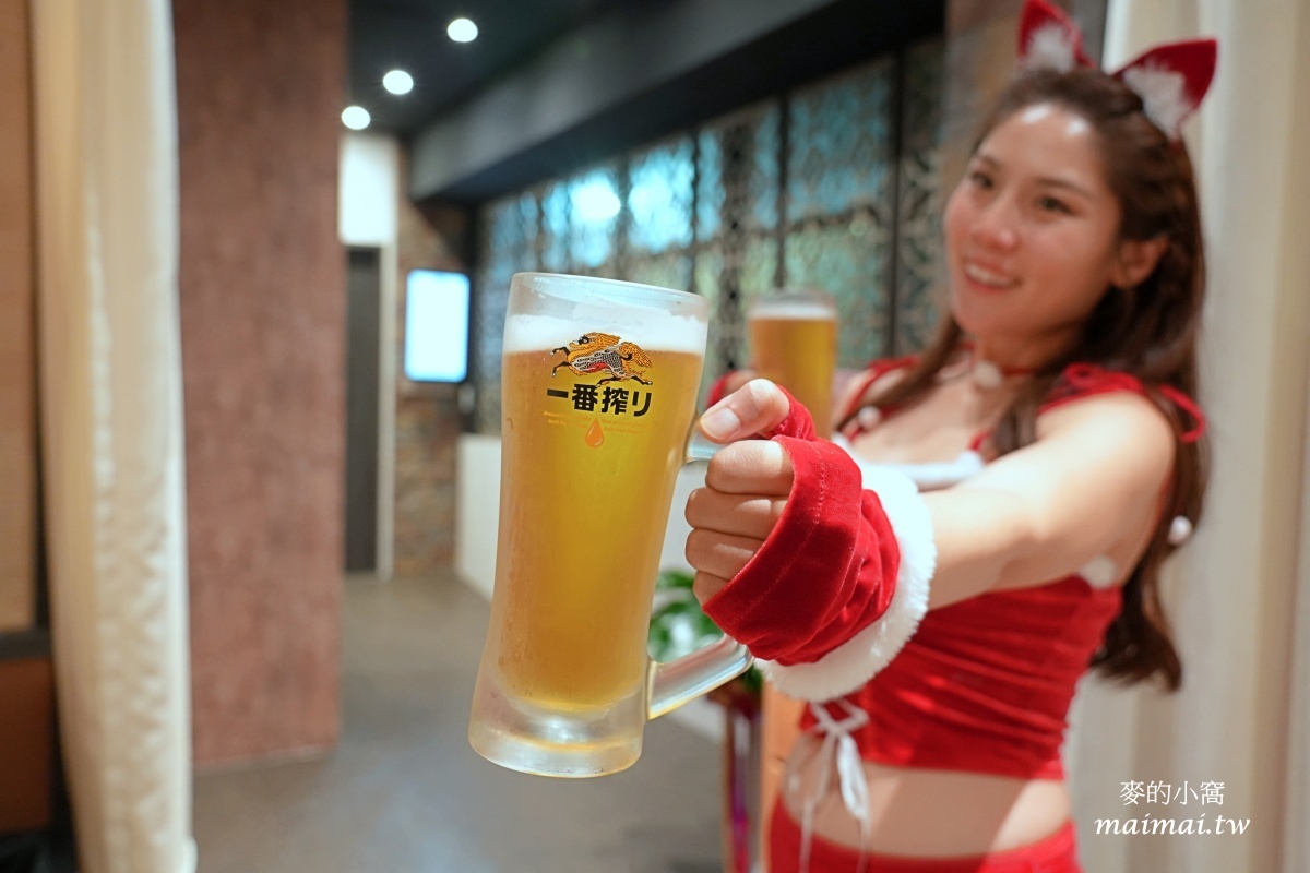 地表最強雞湯「君曜雞湯」正式進駐信義區！座位區有獨立式小包廂、16人大型包廂還附KTV設備