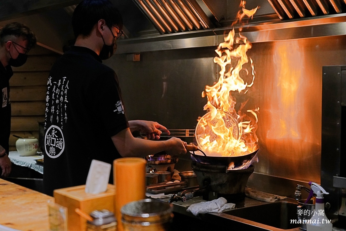 淡水竹圍居酒屋推薦｜蔦燒日式居酒屋竹圍店～濃濃日式風格用餐環境，高CP串燒、料理，正餐或享受微醺都適合
