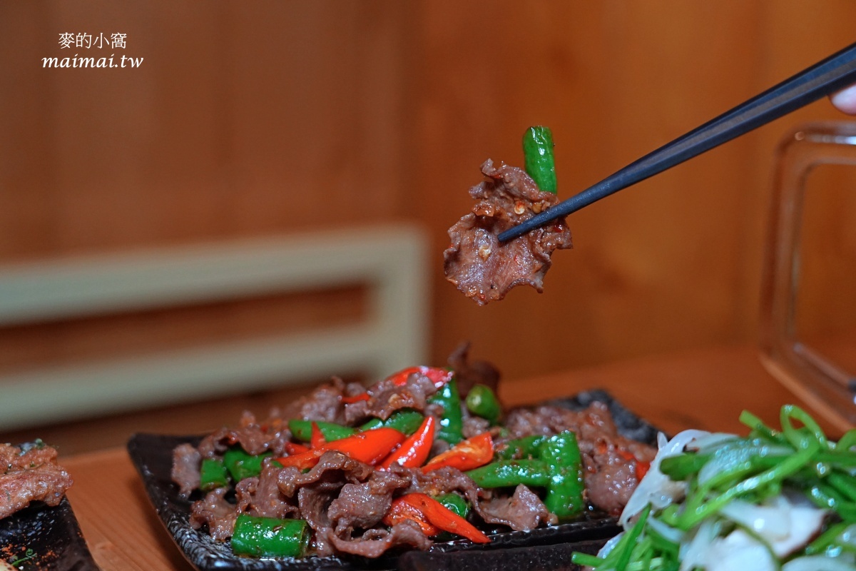 淡水竹圍居酒屋推薦｜蔦燒日式居酒屋竹圍店～濃濃日式風格用餐環境，高CP串燒、料理，正餐或享受微醺都適合