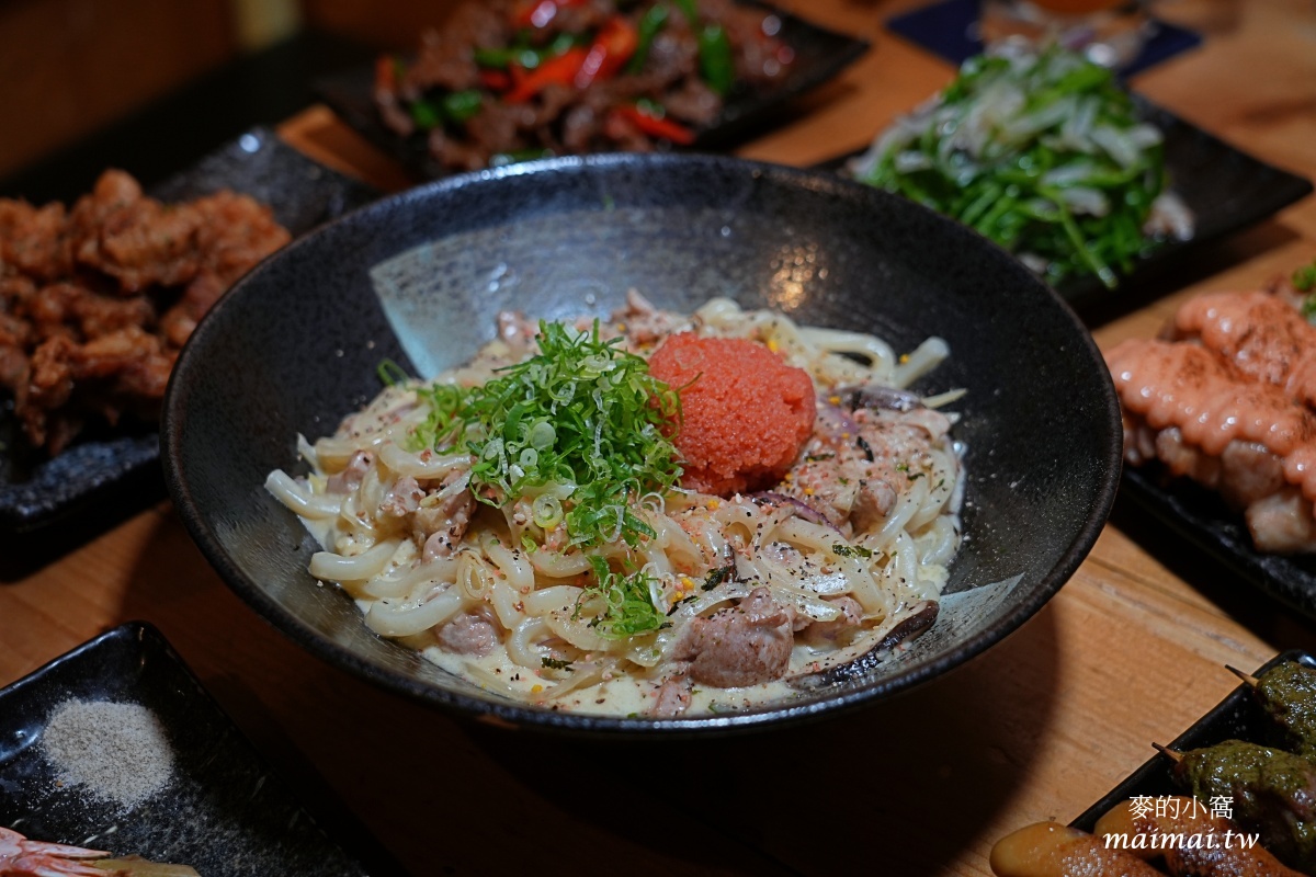 淡水竹圍居酒屋推薦｜蔦燒日式居酒屋竹圍店～濃濃日式風格用餐環境，高CP串燒、料理，正餐或享受微醺都適合