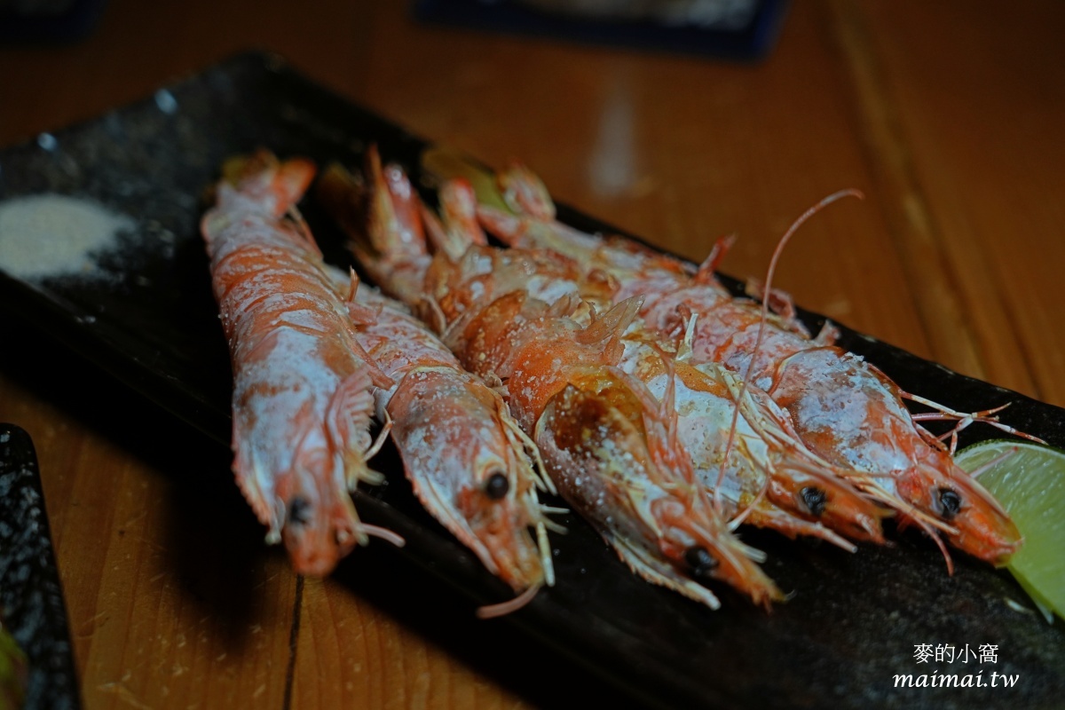 淡水竹圍居酒屋推薦｜蔦燒日式居酒屋竹圍店～濃濃日式風格用餐環境，高CP串燒、料理，正餐或享受微醺都適合