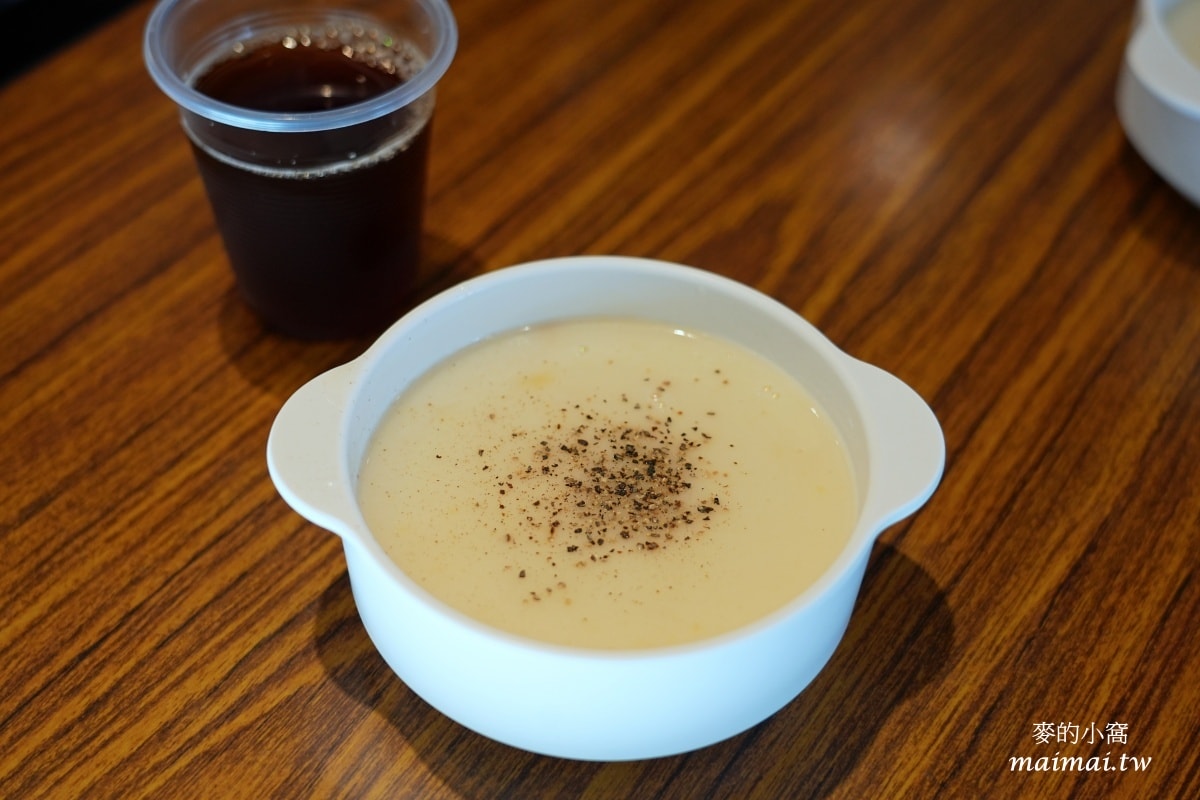 平價義大利麵，份量十足，內用享紅茶、玉米濃湯無限供應