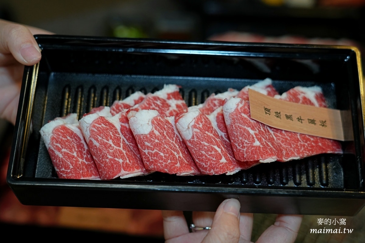 赤富士日式無煙燒肉鍋物蘆洲店～蘆洲火烤兩吃、啤酒無限供應，不用千元就能爽嗑和牛！