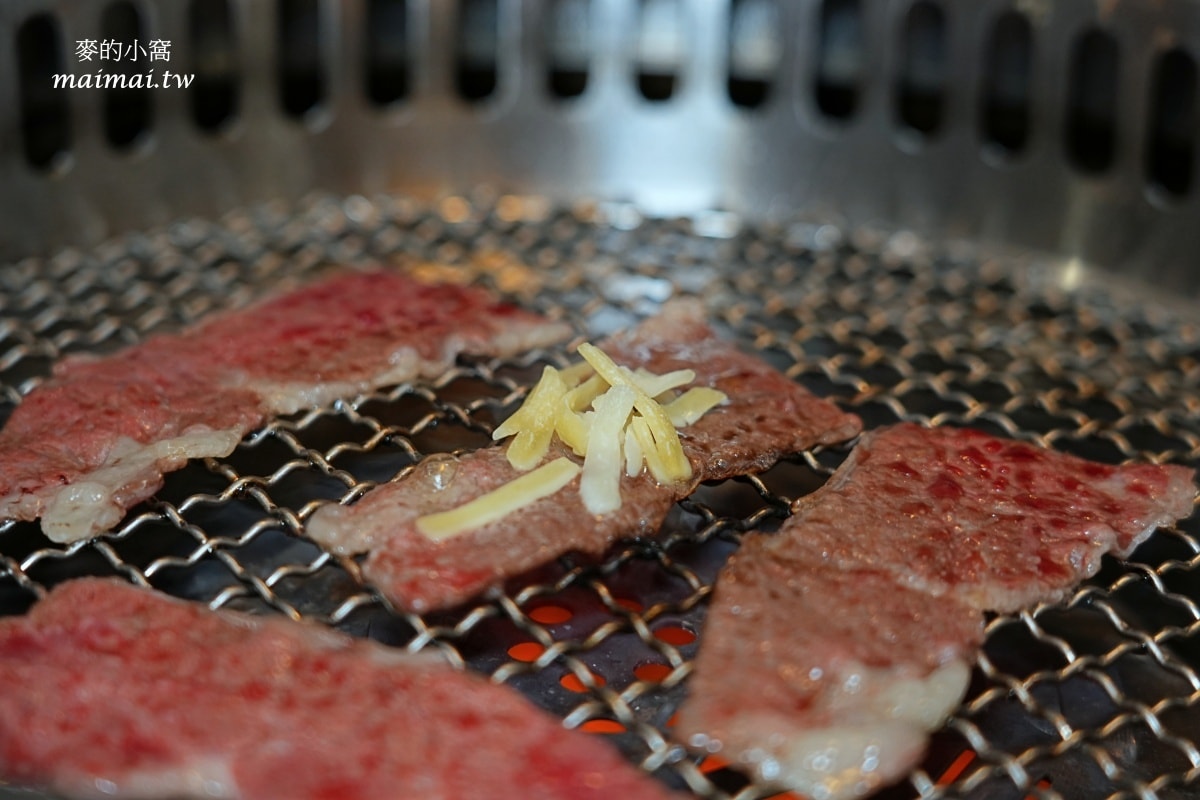 赤富士日式無煙燒肉鍋物蘆洲店～蘆洲火烤兩吃、啤酒無限供應，不用千元就能爽嗑和牛！
