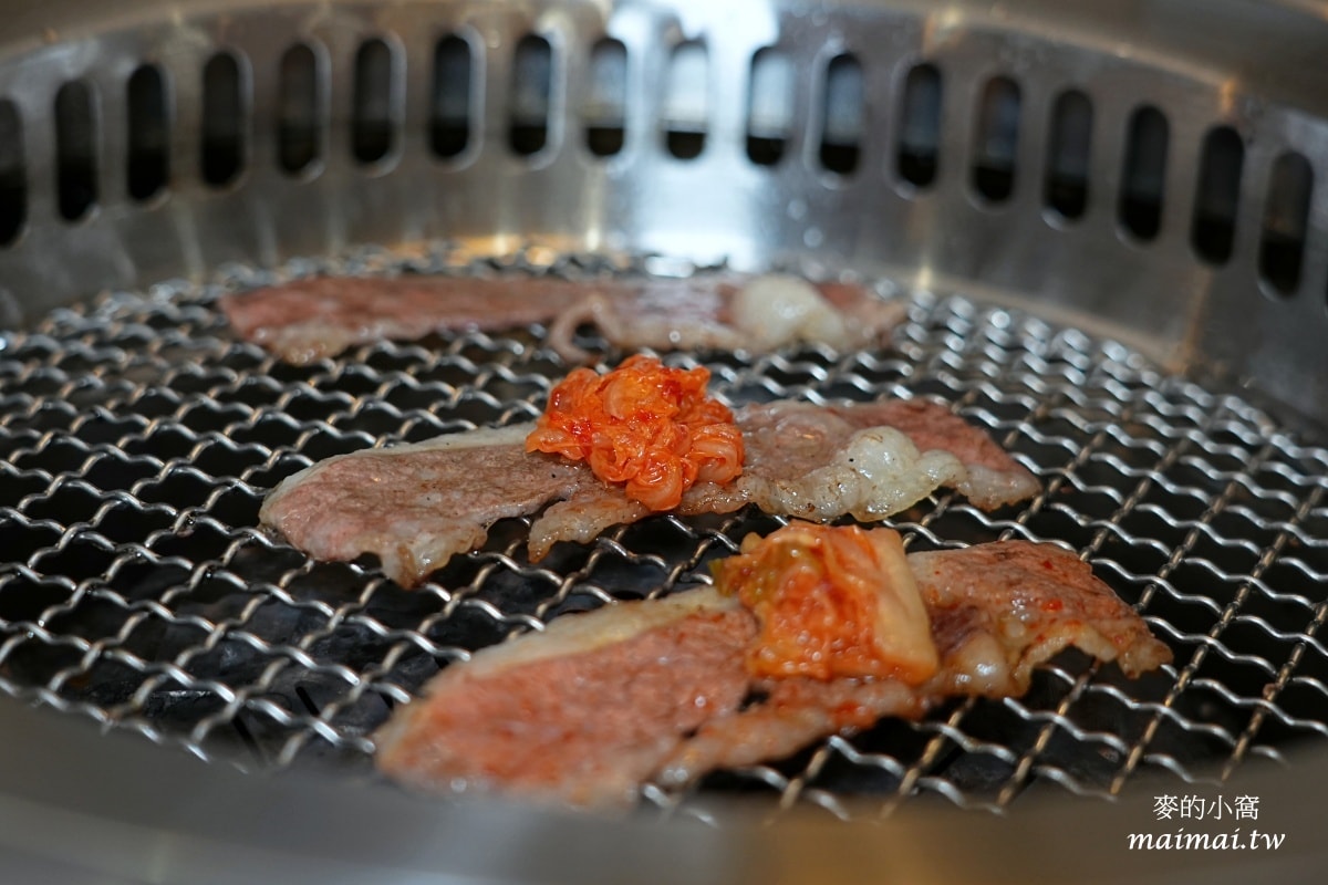 赤富士日式無煙燒肉鍋物蘆洲店～蘆洲火烤兩吃、啤酒無限供應，不用千元就能爽嗑和牛！