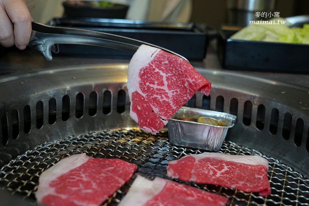 赤富士日式無煙燒肉鍋物蘆洲店～蘆洲火烤兩吃、啤酒無限供應，不用千元就能爽嗑和牛！