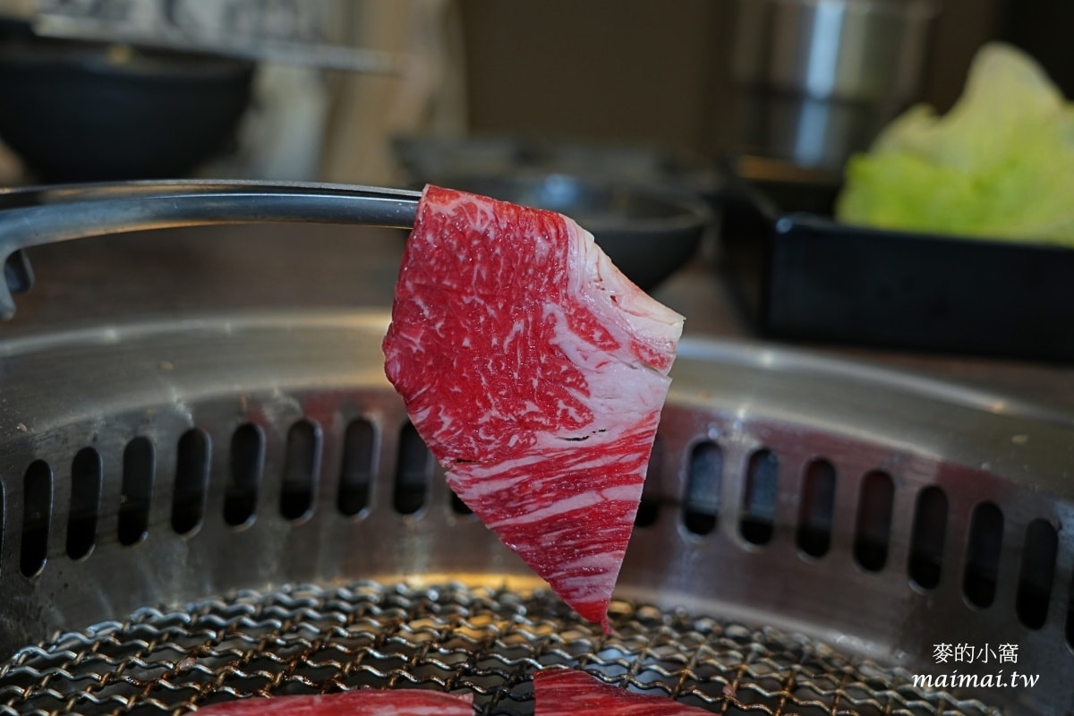 赤富士日式無煙燒肉鍋物蘆洲店～蘆洲火烤兩吃、啤酒無限供應，不用千元就能爽嗑和牛！