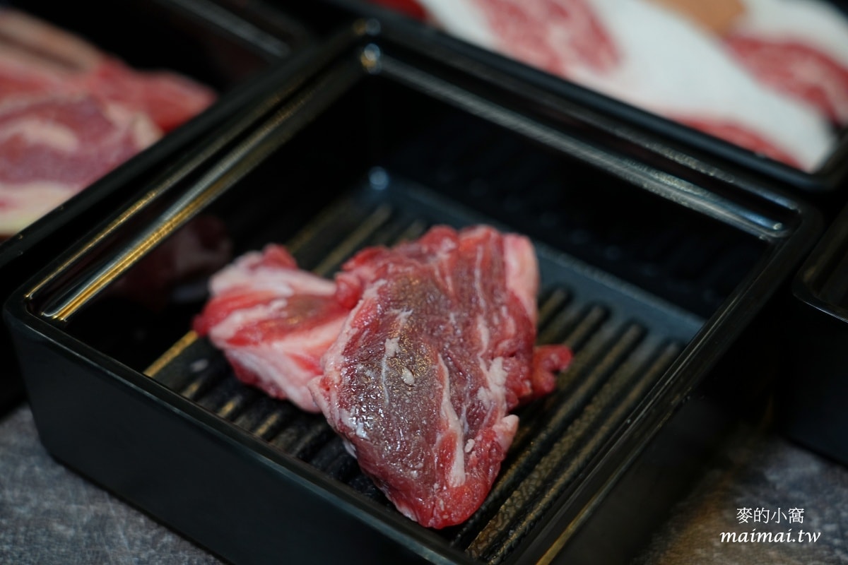 赤富士日式無煙燒肉鍋物蘆洲店～蘆洲火烤兩吃、啤酒無限供應，不用千元就能爽嗑和牛！