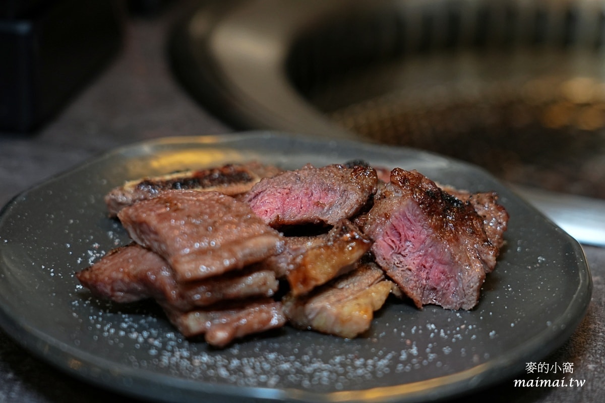 赤富士日式無煙燒肉鍋物蘆洲店～蘆洲火烤兩吃、啤酒無限供應，不用千元就能爽嗑和牛！