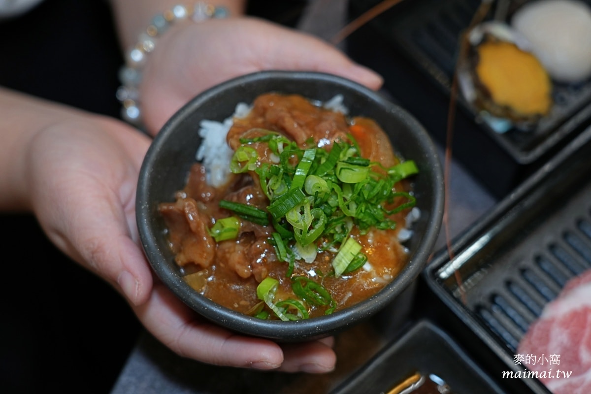赤富士日式無煙燒肉鍋物蘆洲店～蘆洲火烤兩吃、啤酒無限供應，不用千元就能爽嗑和牛！