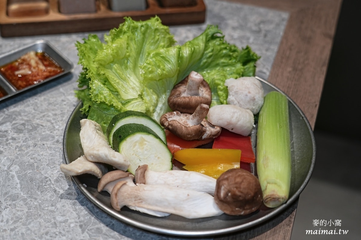 宜蘭燒肉吃到飽「春日里炭火燒肉放題」,商業午餐只要568元,肉品、海鮮無限供應還吃的到日式料理 - 第89張圖 宜蘭燒肉吃到飽「春日里炭火燒肉放題」,商業午餐只要568元,肉品、海鮮無限供應還吃的到日式料理