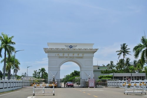 【嘉義高雄】品皇咖啡觀光工廠&空軍軍史館