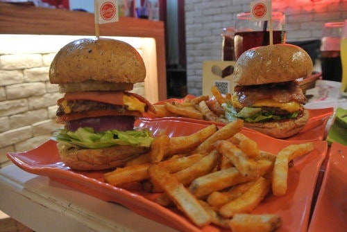 【龍潭】THE Dating burger