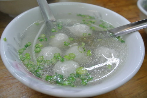 【台南】瑞榮小吃店─阿瑞意麵．餛飩