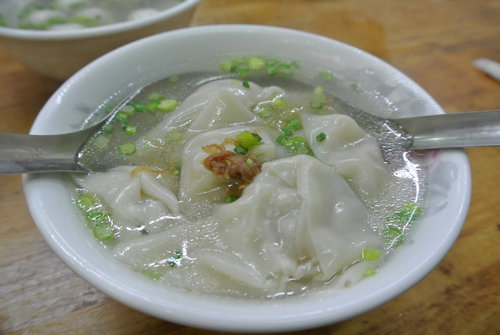 【台南】瑞榮小吃店─阿瑞意麵．餛飩