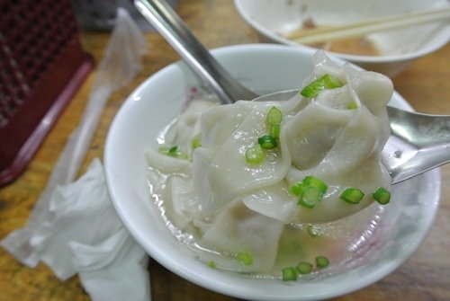 【台南】瑞榮小吃店─阿瑞意麵．餛飩