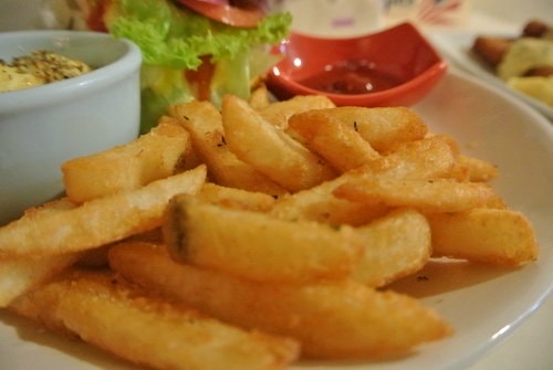 【中原】BMW美式漢堡 - 第24張圖