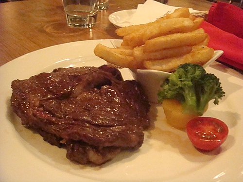 【桃園】HALO光圈主題餐廳 - 第18張圖 【桃園】HALO光圈主題餐廳