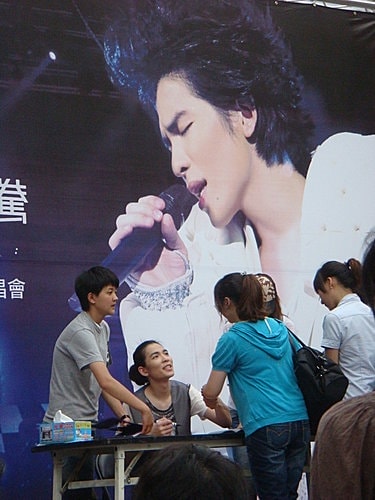 【敬騰】演唱會LIVE紀實簽唱會 - 第24張圖 【敬騰】演唱會LIVE紀實簽唱會