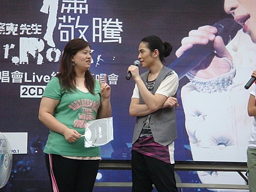 【敬騰】演唱會LIVE紀實簽唱會 - 第33張圖 【敬騰】演唱會LIVE紀實簽唱會