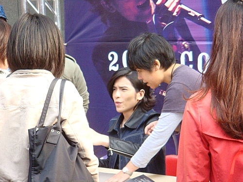 蕭敬騰寫真書簽名會 - 第35張圖 蕭敬騰寫真書簽名會