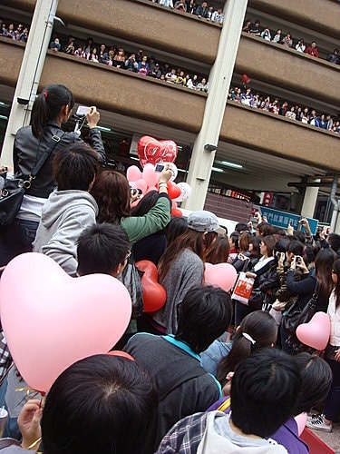 敬騰Love Moments簽唱會