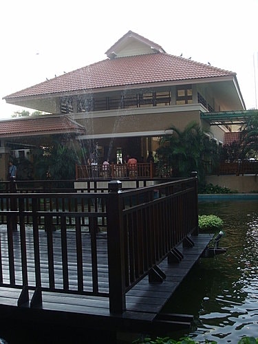 【泰國】金沙島(拖曳傘+香蕉船+水上摩托車)