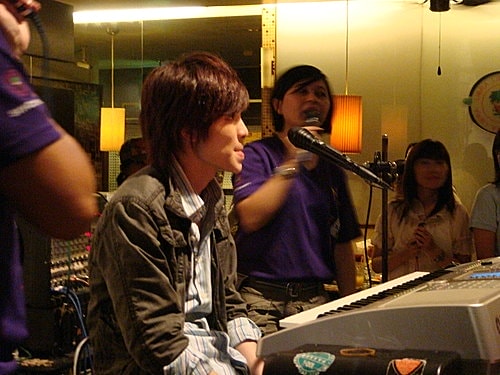 終於握到手嘍 - 第16張圖 終於握到手嘍