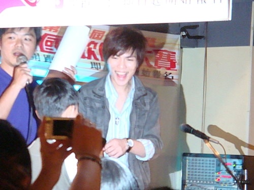 終於握到手嘍 - 第21張圖 終於握到手嘍