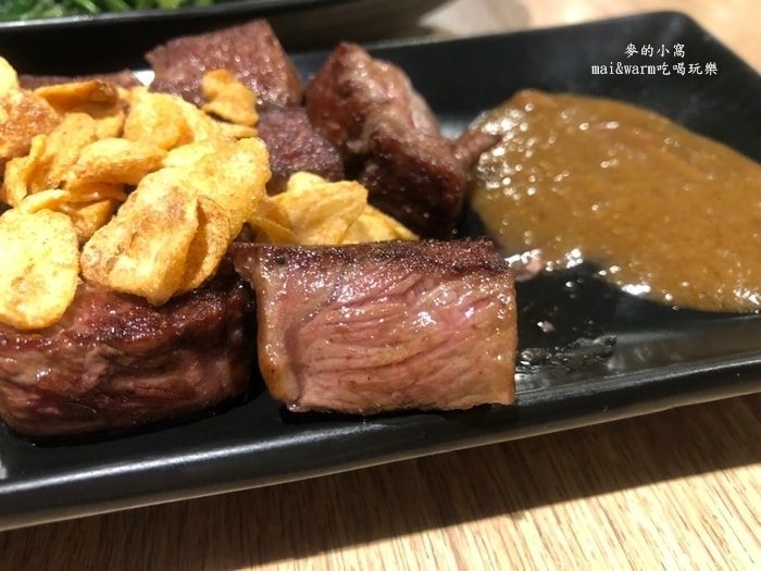 19051131.jpg