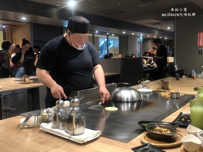 19051138.jpg