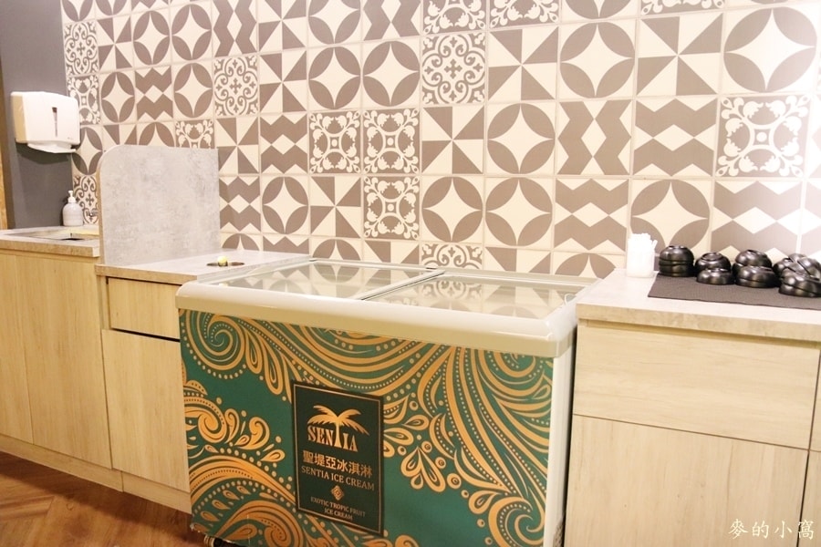 IMG_1377.JPG IMG_1377.JPG