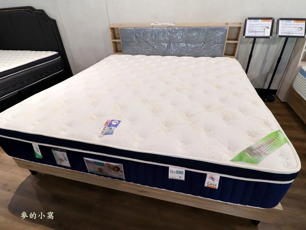 IMG_6832.JPG IMG_6832.JPG