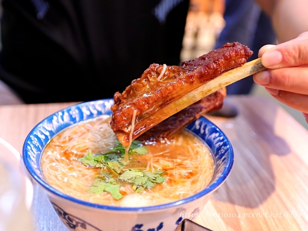 IMG_7928.JPG IMG_7928.JPG