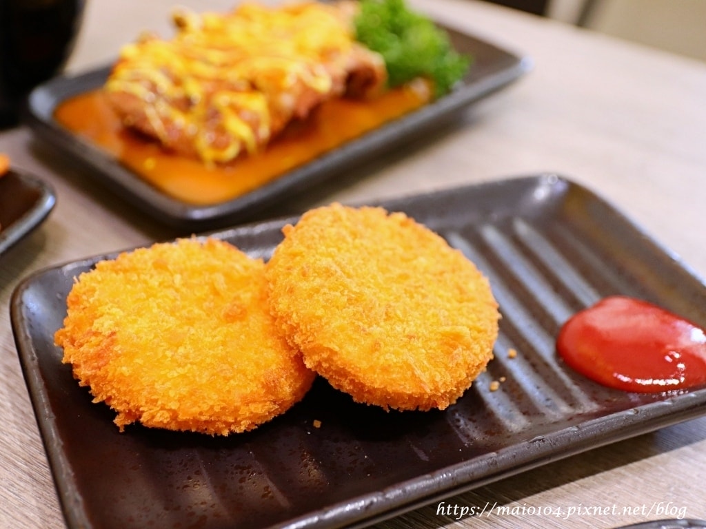 IMG_3037.JPG IMG_3037.JPG