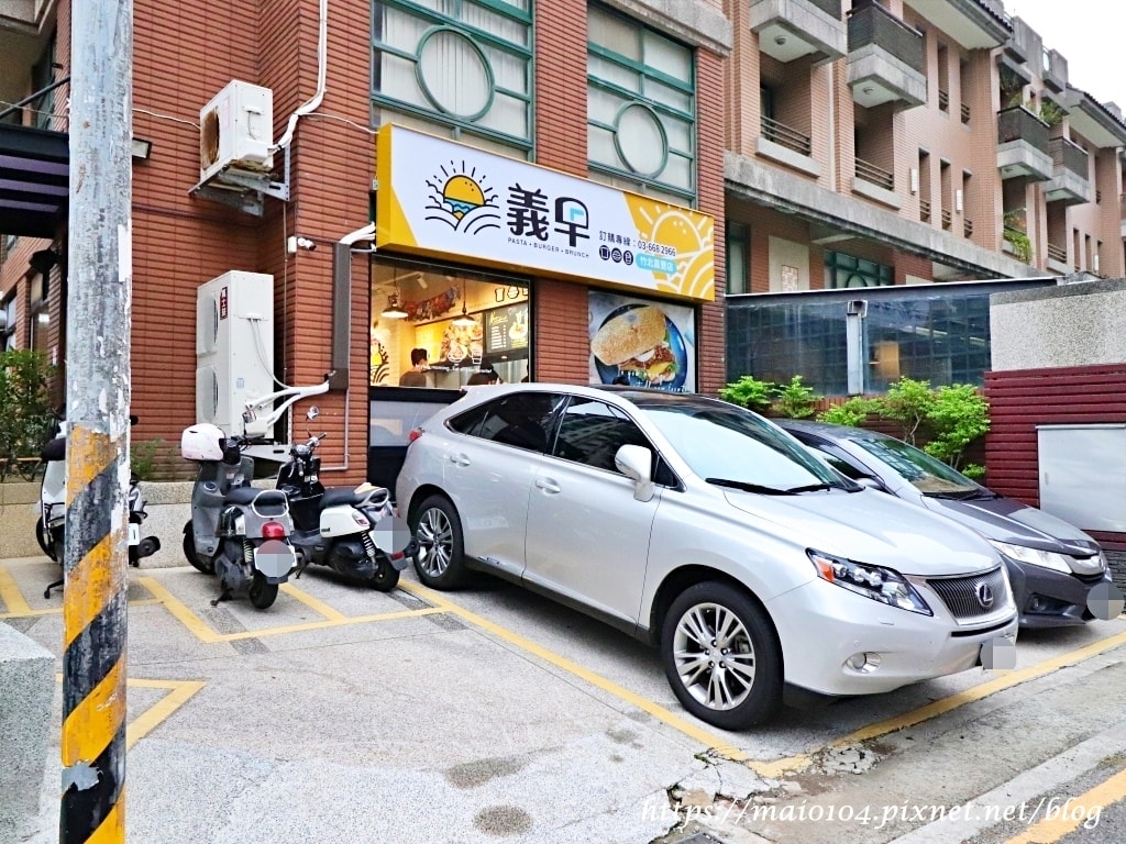 IMG_5560.JPG IMG_5560.JPG