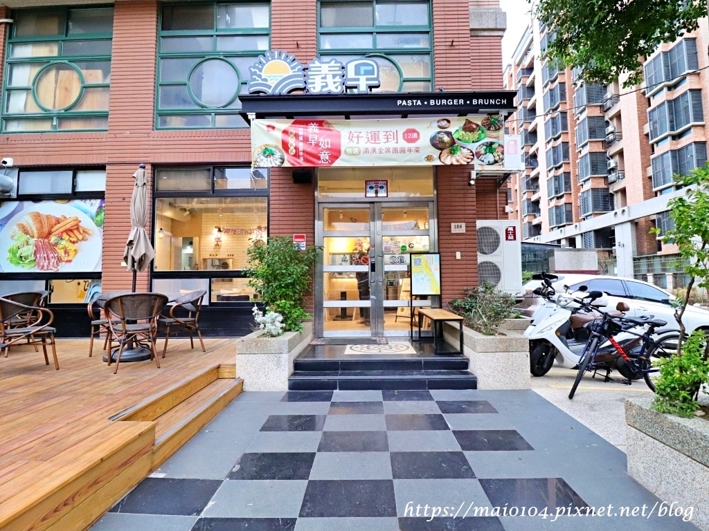 IMG_5557.JPG IMG_5557.JPG