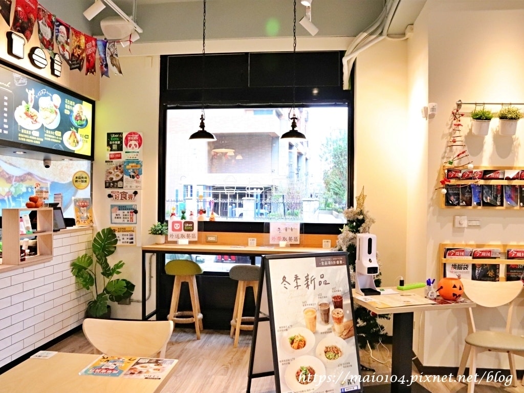 IMG_5565-1.JPG IMG_5565-1.JPG