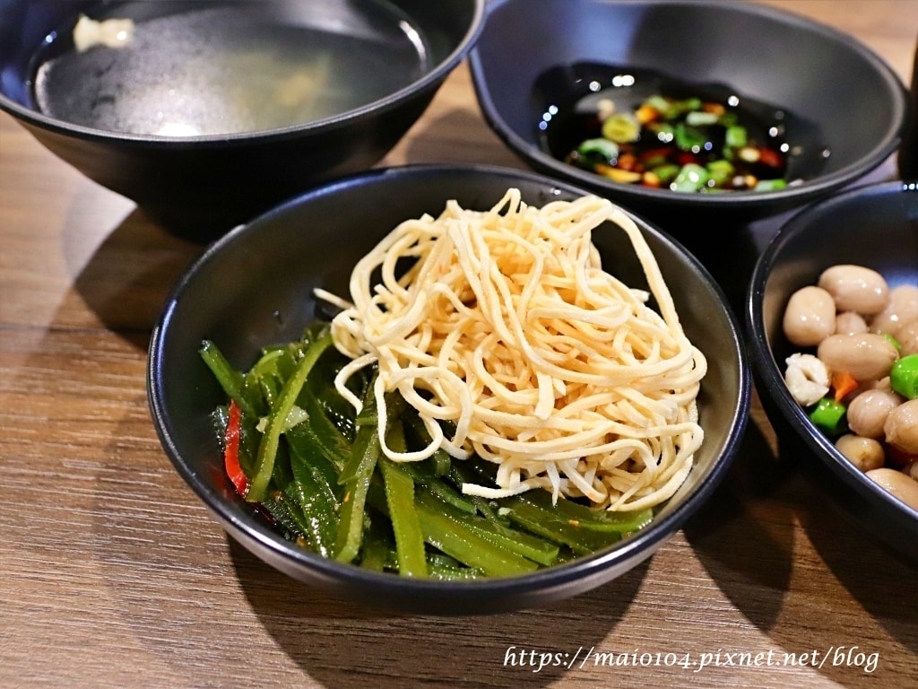 IMG_7143.JPG IMG_7143.JPG