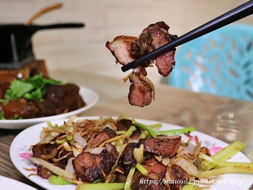 IMG_8745-1.JPG IMG_8745-1.JPG