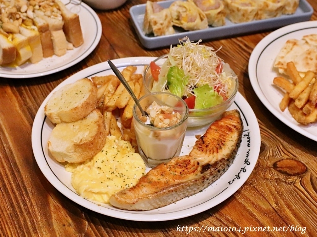 IMG_8932.JPG IMG_8932.JPG