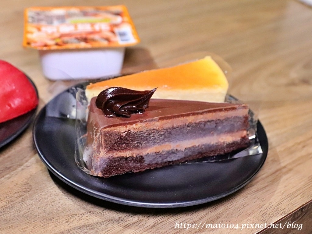 IMG_9825.JPG IMG_9825.JPG