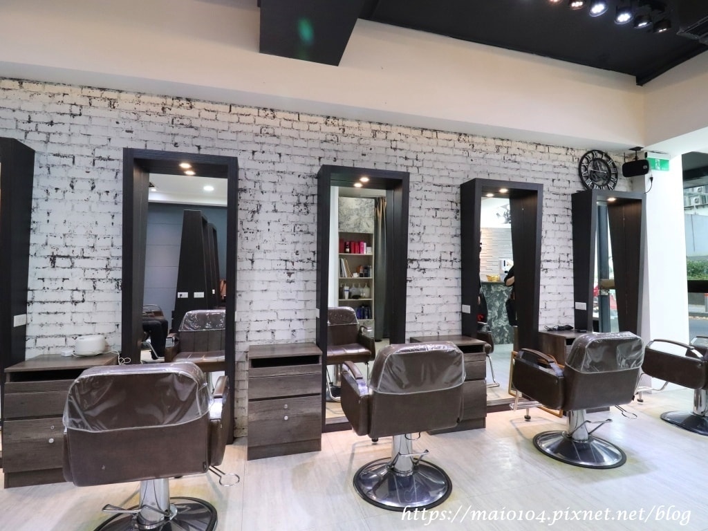 IMG_2562.JPG IMG_2562.JPG