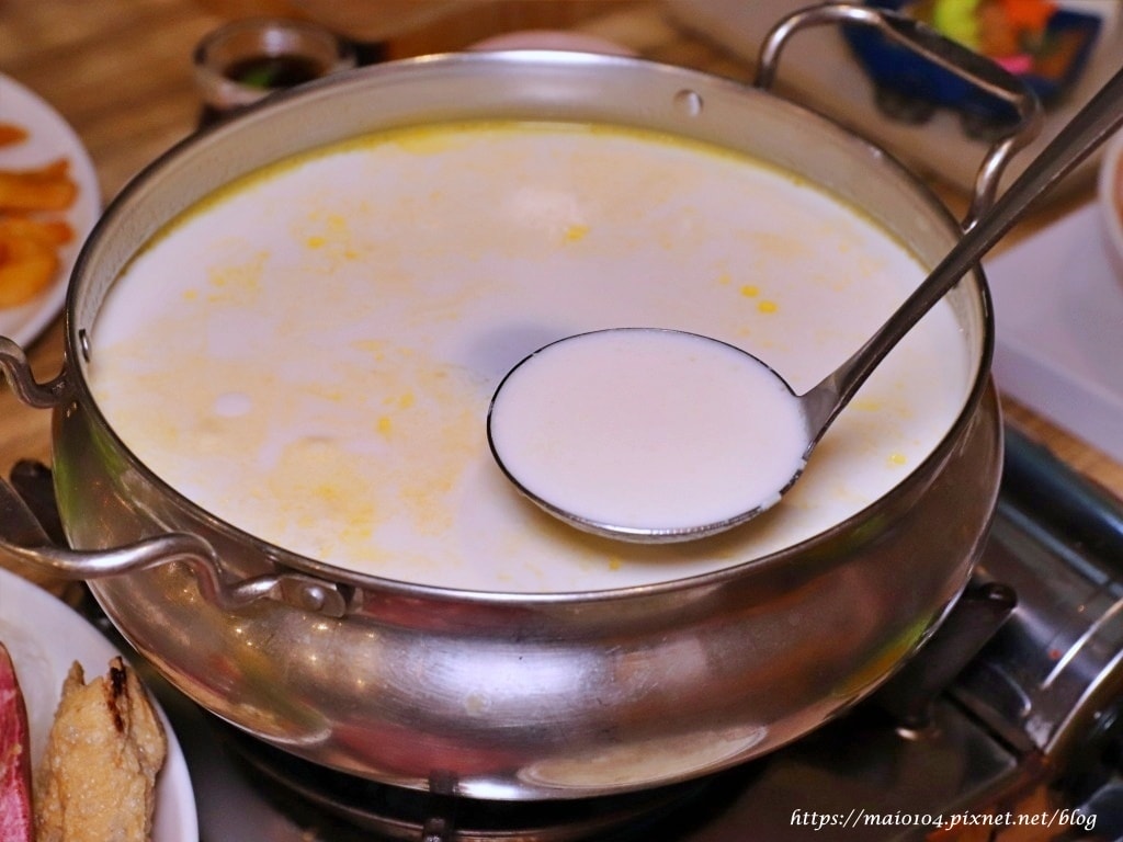 IMG_2004.JPG IMG_2004.JPG